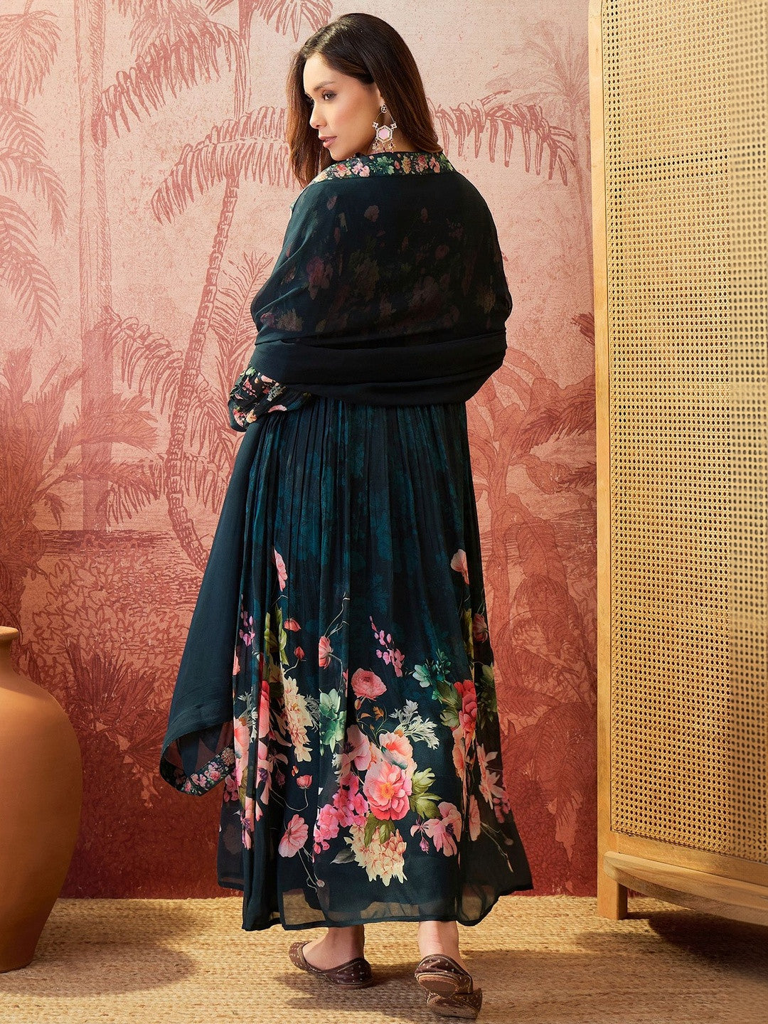 Printed Round Neck Kurta & Trousers Kurta Sets