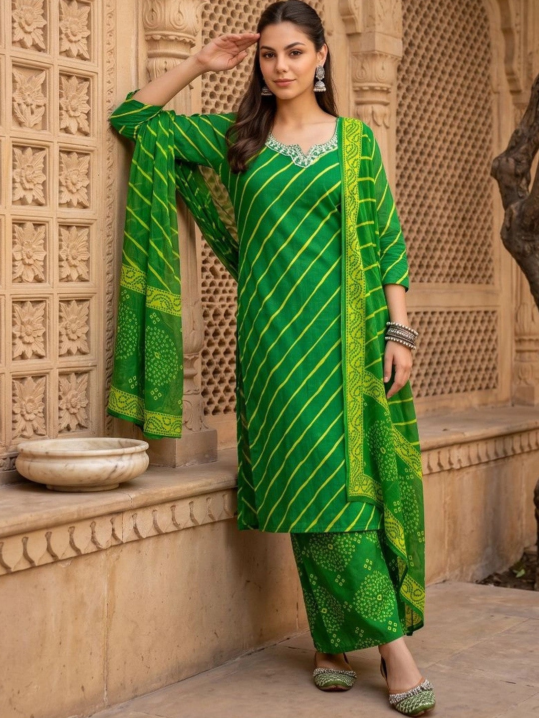 Dhiyona SN Women Printed Regular Thread Work Pure Cotton Kurta with Palazzos & With Dupatta