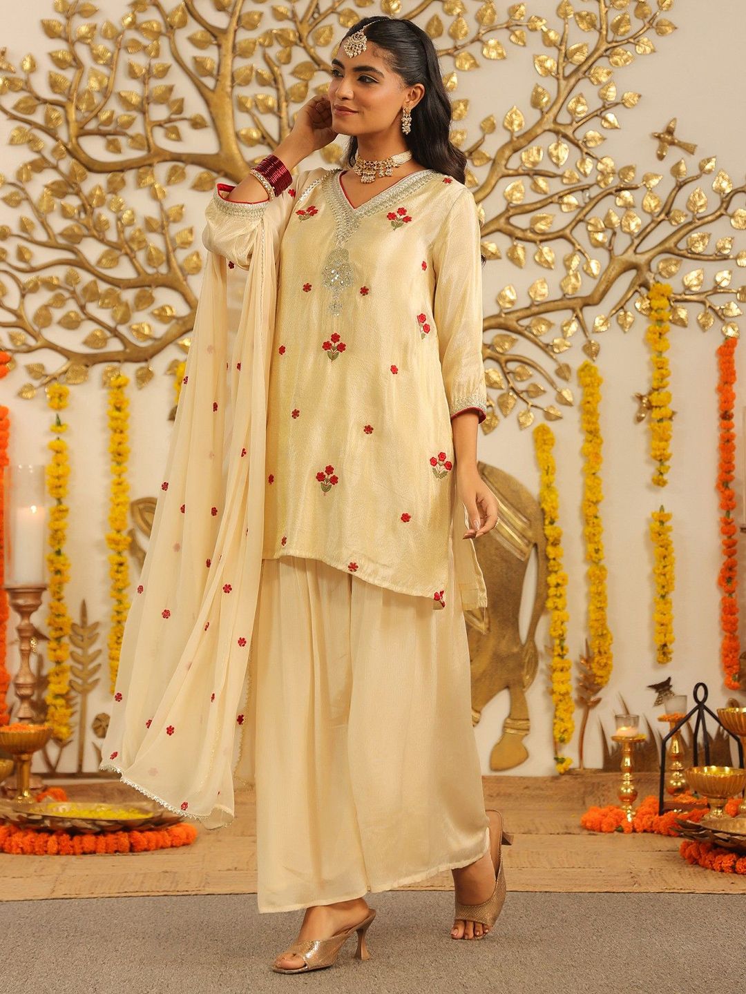 Dhiyona SC Floral Embroidered Straight Sharara Set with Dupatta