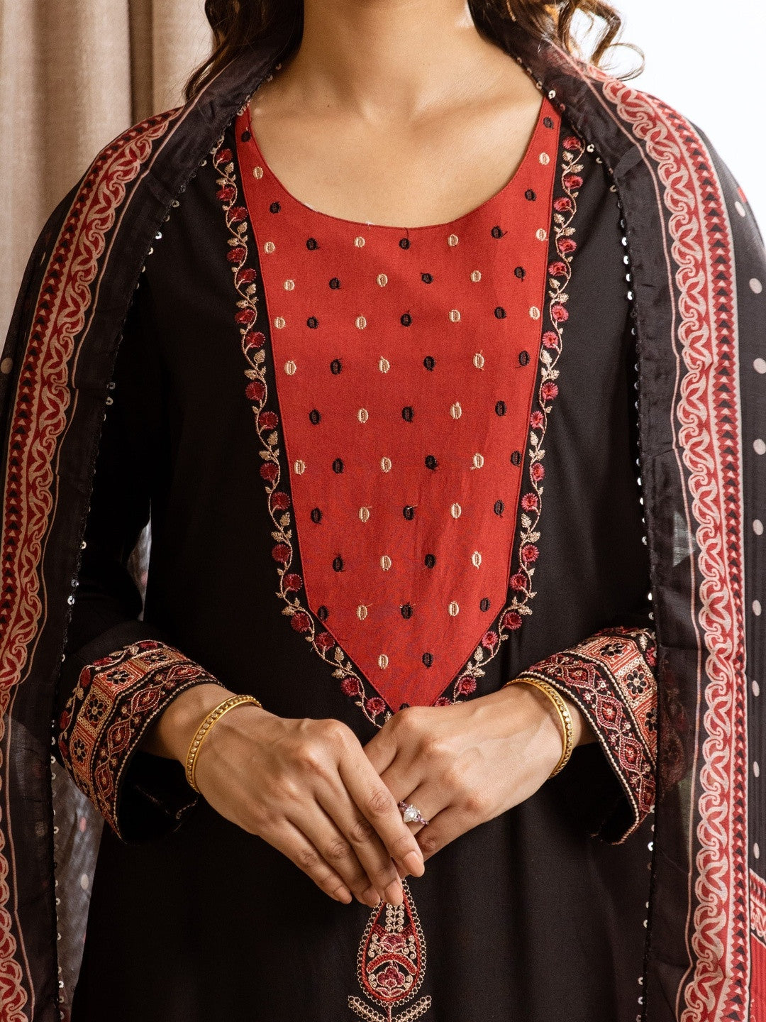 Ethnic Motifs Embroidered Thread Work Kurta With Palazzo & Dupatta