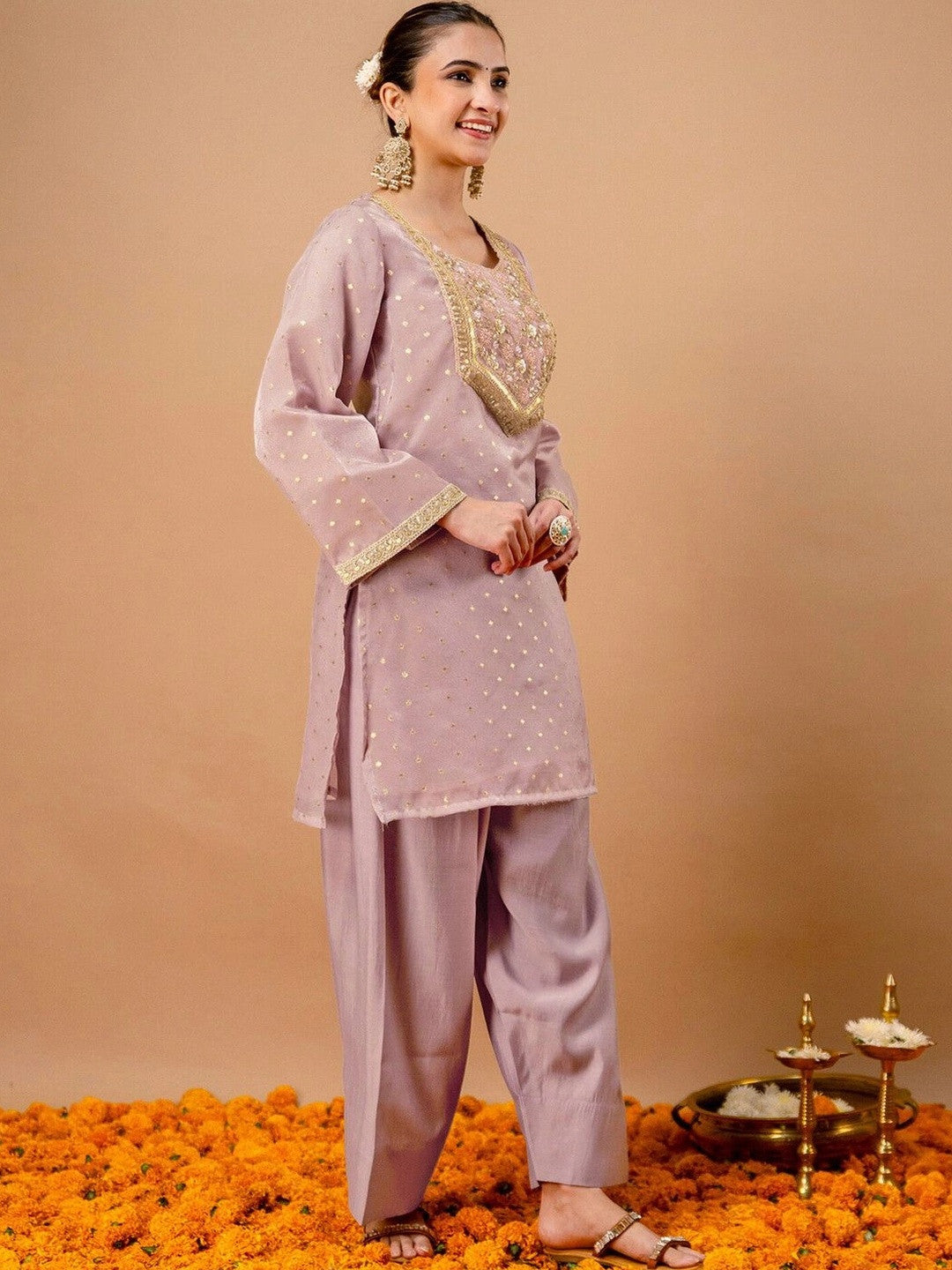 Embroidered Dusty Lavender Silk Blend Kurta Set