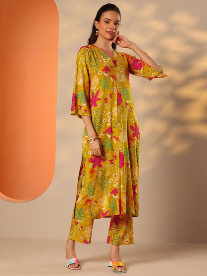 Floral Printed V-Neck A Line Kurta With Trousers