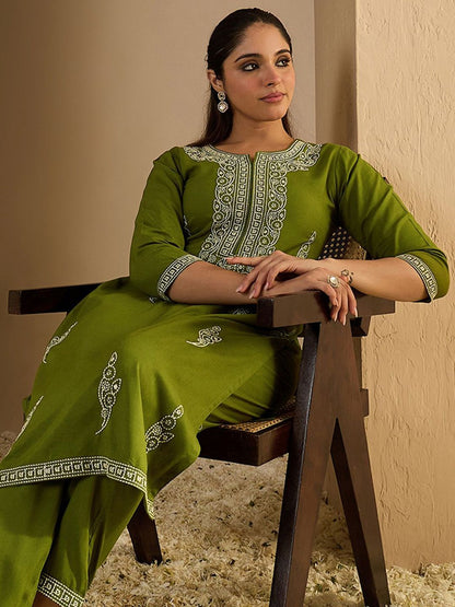 Dhiyona IE Women's Women Ethnic Motifs Printed Kurta with Trousers