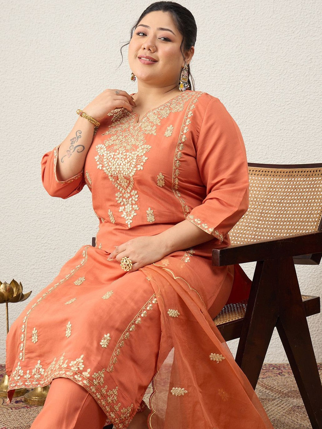 Plus Size Ethnic Motifs Embroidered Regular Kurta with Trousers & With Dupatta