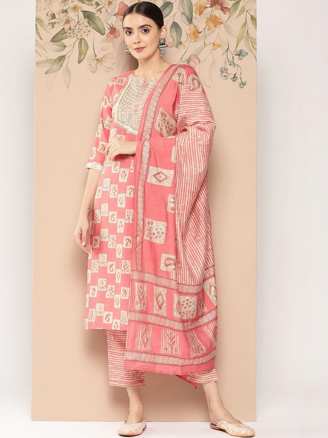Women Ethnic Motifs Printed Regular Thread Work Kurta with Trousers & With Dupatta