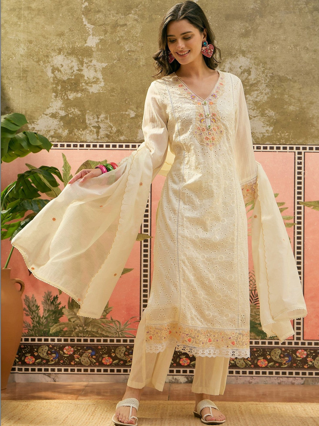 Women Ethnic Motifs Embroidered Regular Thread Work Pure Cotton Kurta with Trousers & With Dupatta