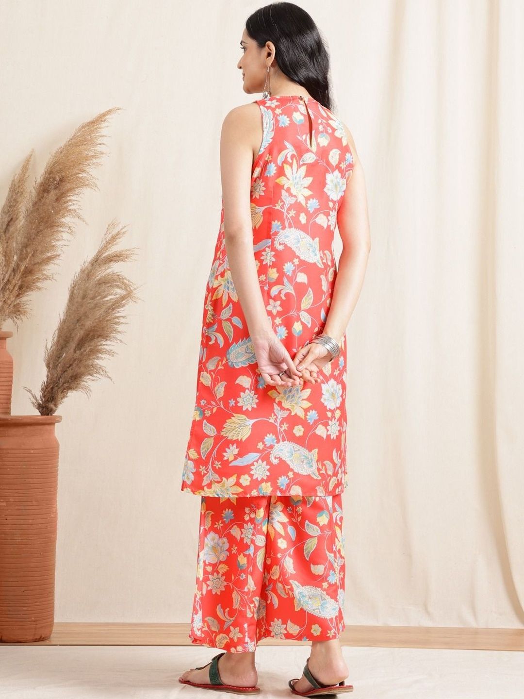 Dhiyona AN Women Floral Printed Regular Kurta with Sharara