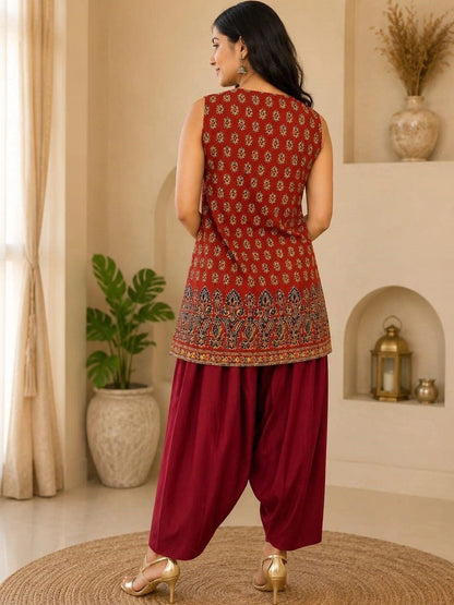 Women Ethnic Motifs Printed Regular Pure Cotton Kurta with Patiala