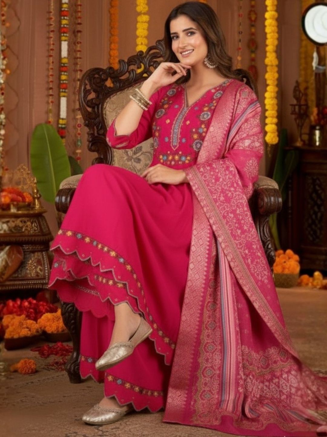 Dhiyona KL Women Ethnic Motifs Embroidered Tiered Thread Work Pure Silk Kurta with Palazzos & With Dupatta