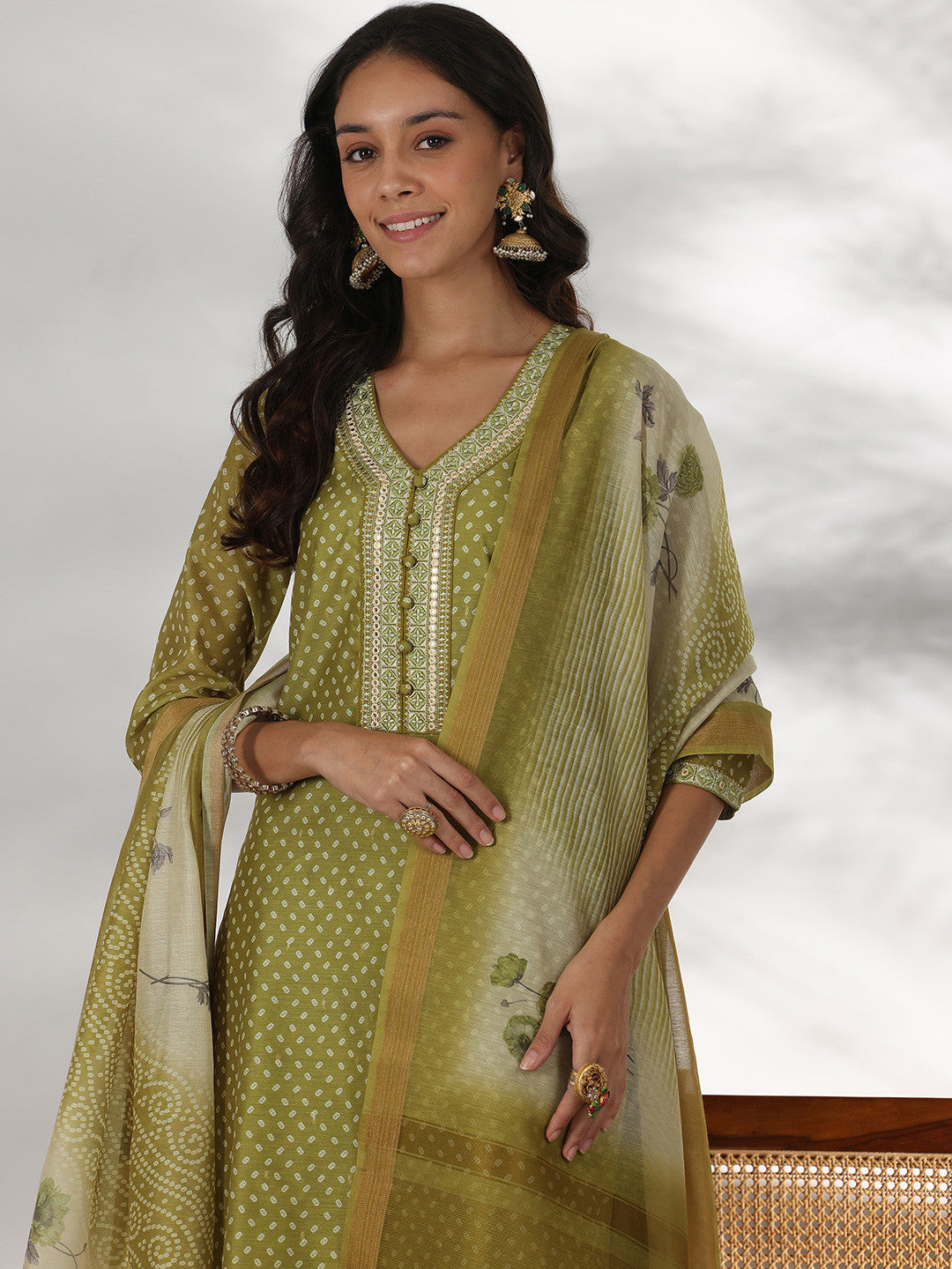 Women Ethnic Motifs Printed Regular Thread Work Kurta with Trousers & With Dupatta