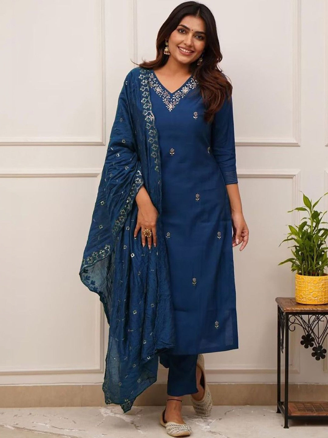 Embroidered V-Neck Kurta & Trousers Kurta Set