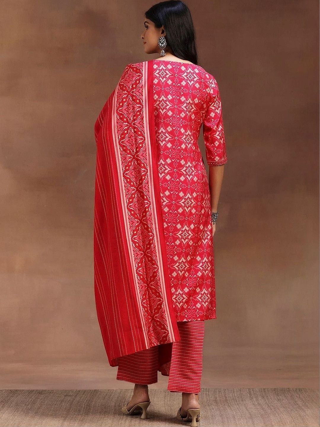 Women Printed Regular Mirror Work Kurta with Trousers & With Dupatta