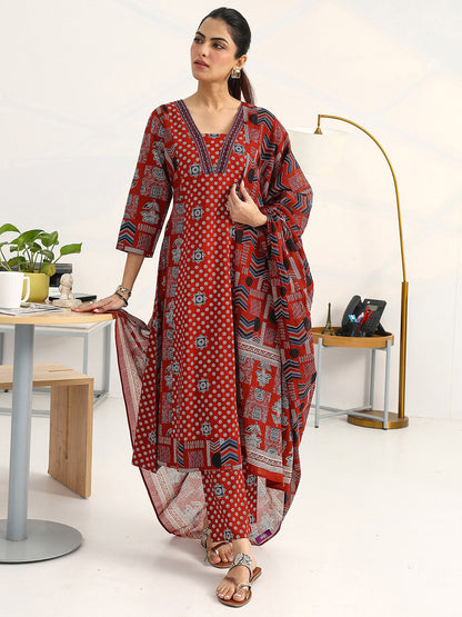 Women Ethnic Motifs Printed Regular Cotton Blend Kurta with Trousers & With Dupatta