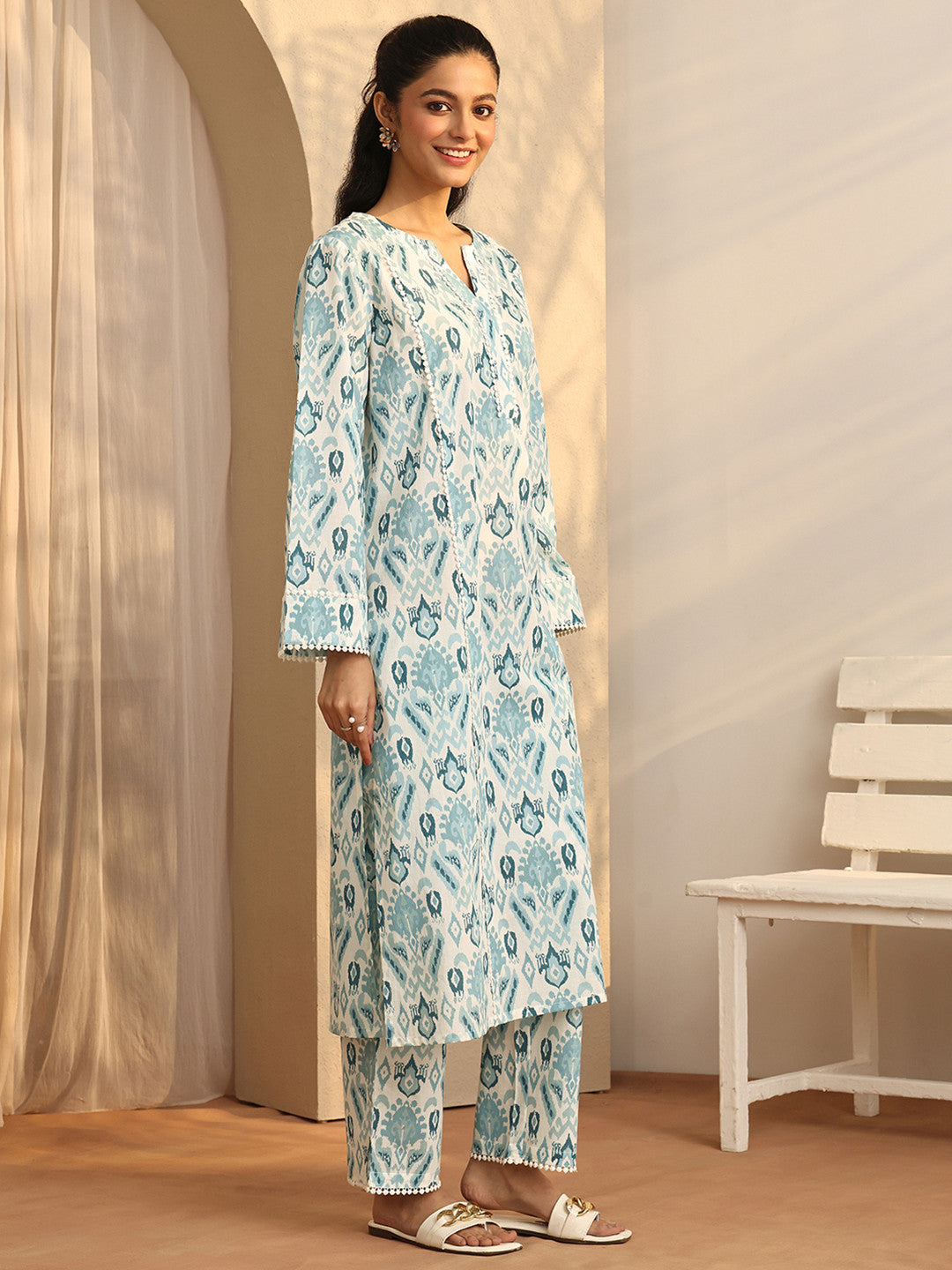 Women Ethnic Motifs Printed Regular Thread Work Kurta with Palazzos