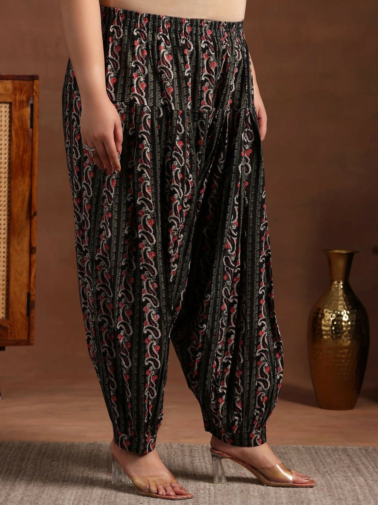 Women's LB Plus Size Black Printed Cotton Straight Suit With Dupatta