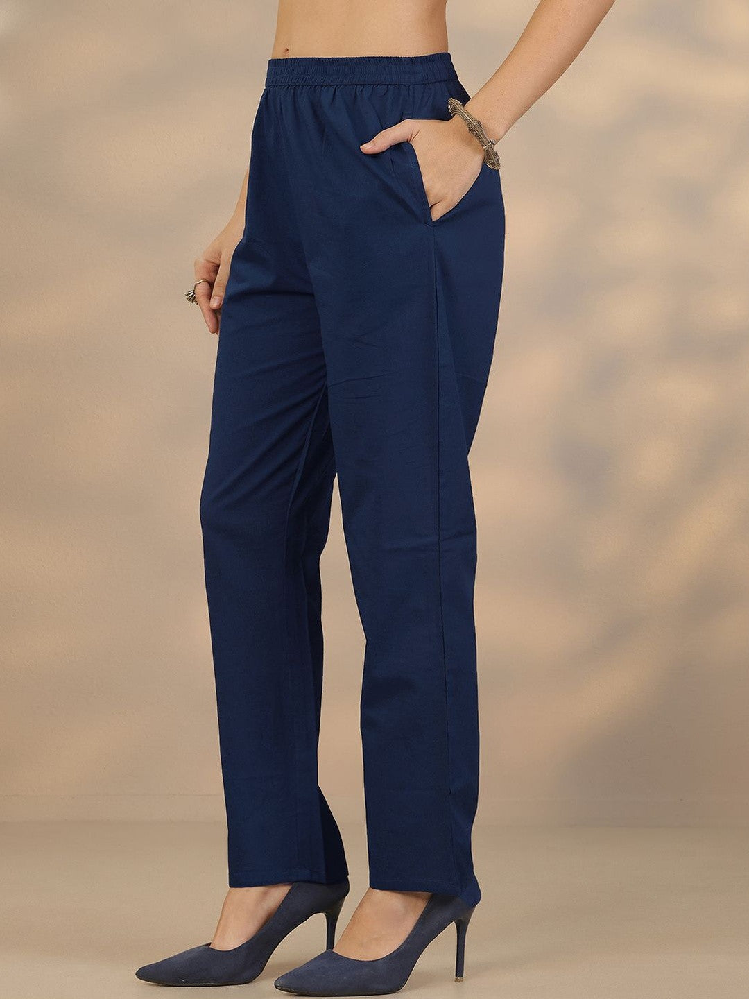 Women Ethnic Motifs Printed Regular Kurta with Trousers & With Dupatta