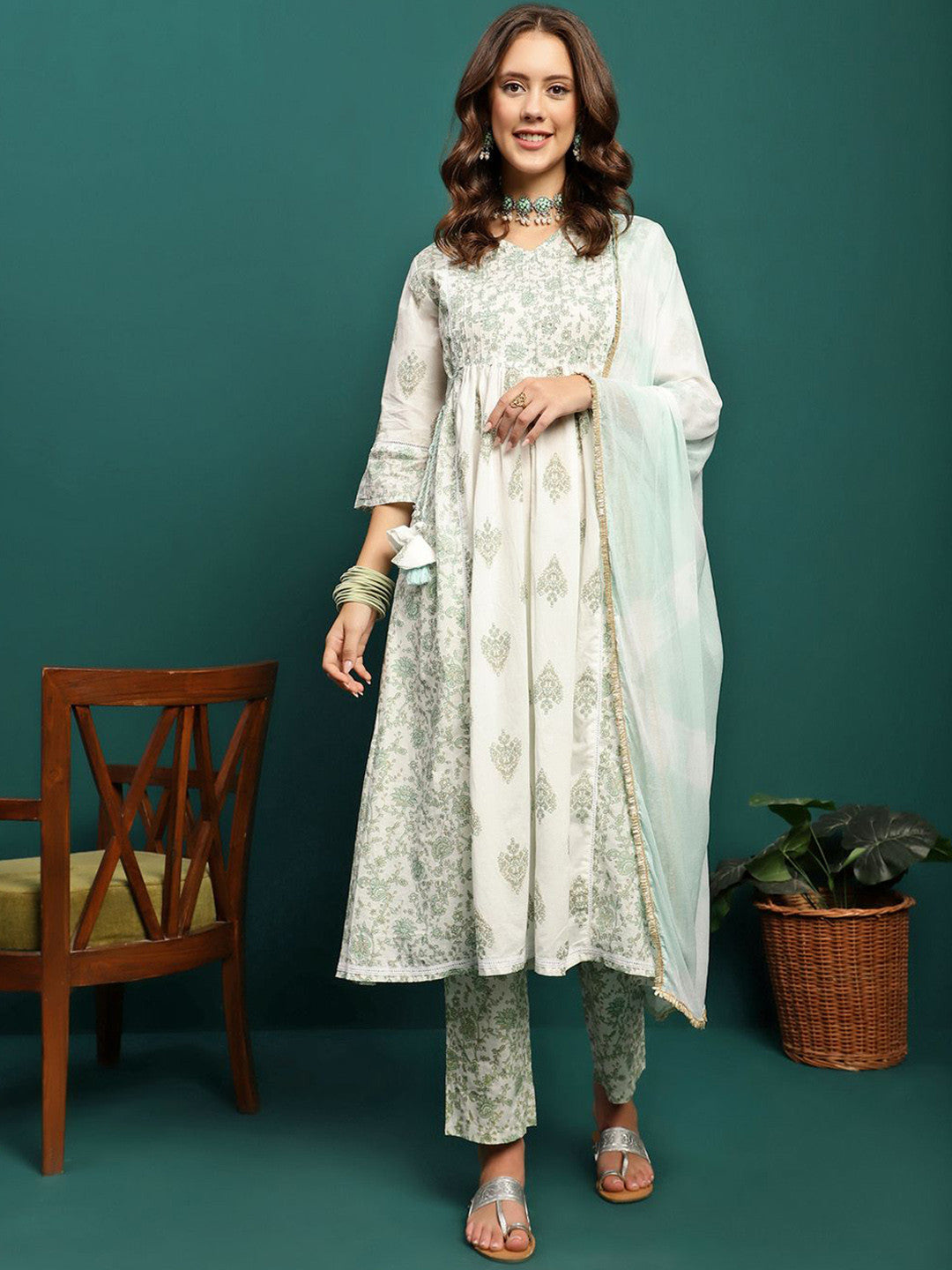 Women Printed Pure Cotton Kurta Sets