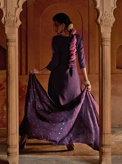 Dhiyona CH Women Floral Embroidered Kurta with Trousers & Dupatta