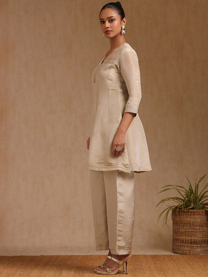 Dhiyona SO Women's Women Ethnic Motifs Embroidered Sequinned Kurta with Trousers