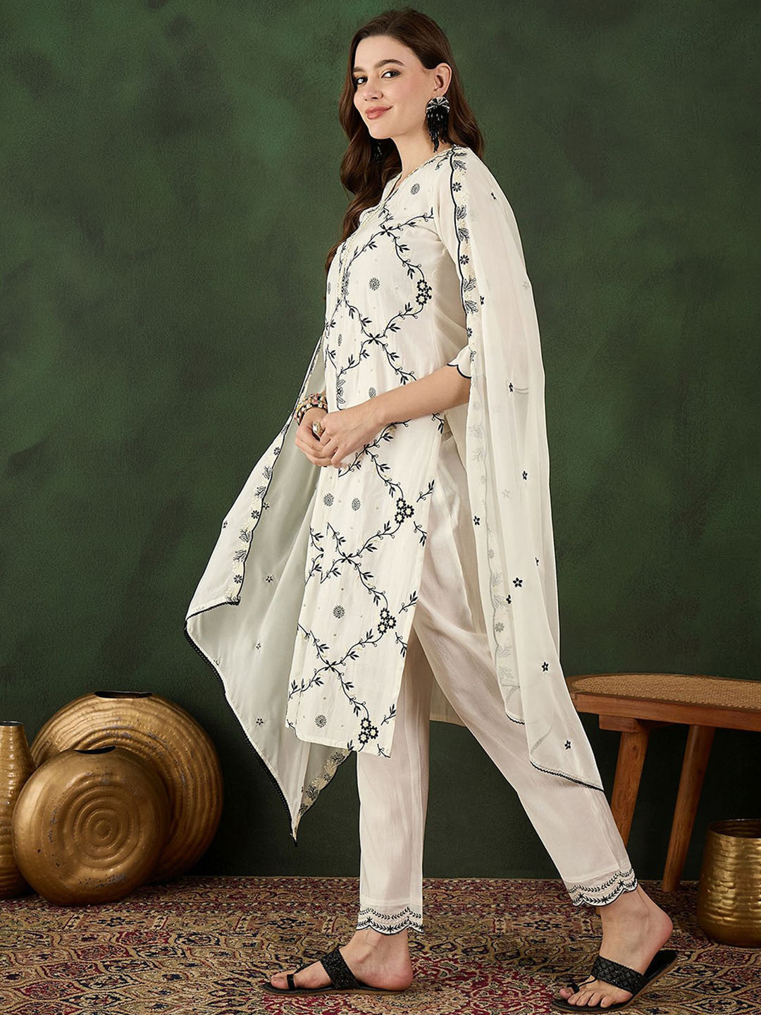 Embroidered Kurta & Trouser With Dupatta