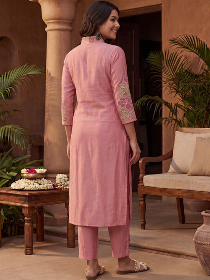 Women Floral Embroidered Regular Thread Work Kurta with Trousers