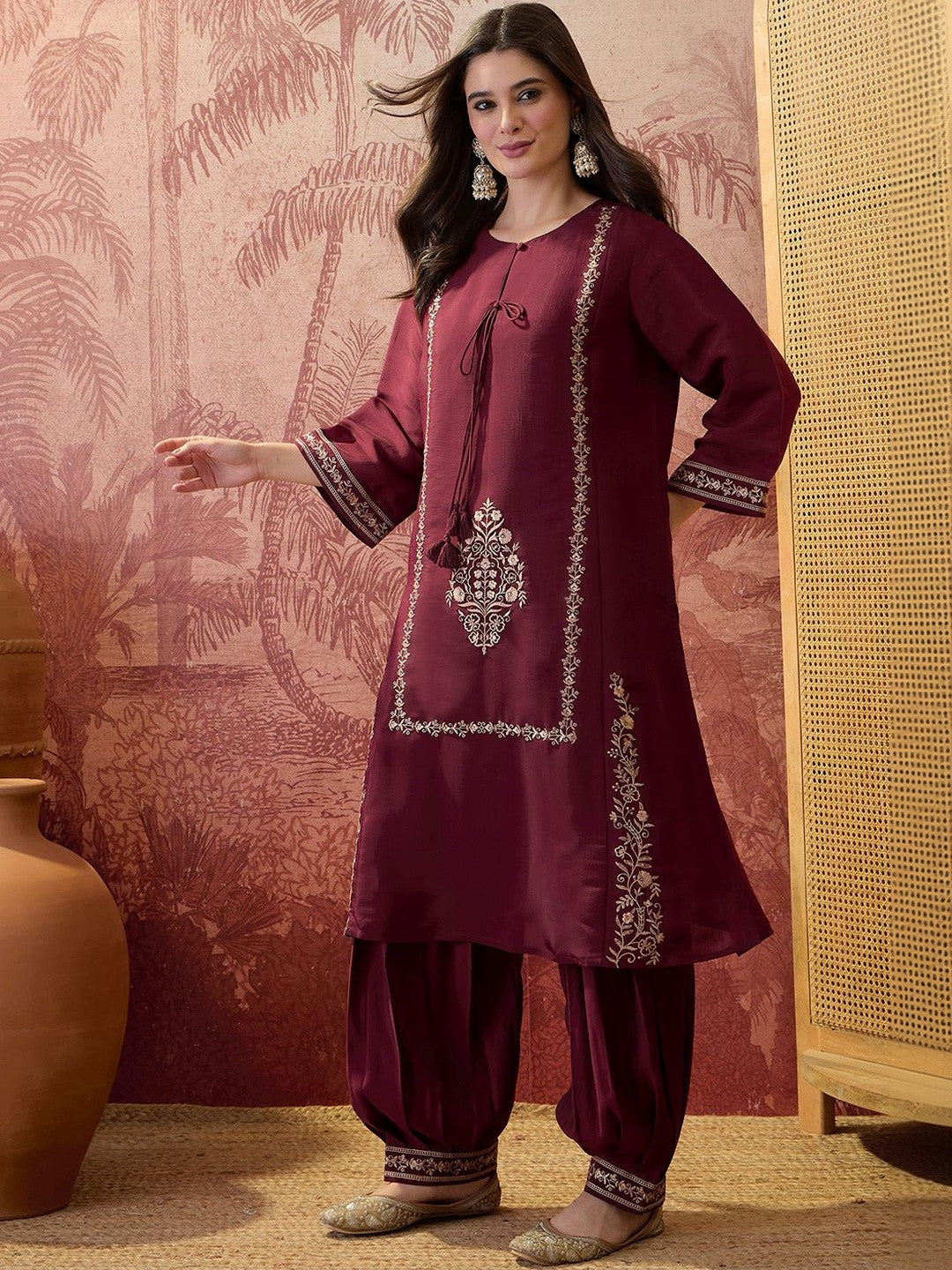 Embroidered Round-Neck Kurta & Harem Pants