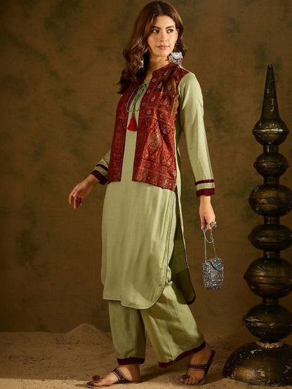 Mandarin Collar Kurta & Trousers