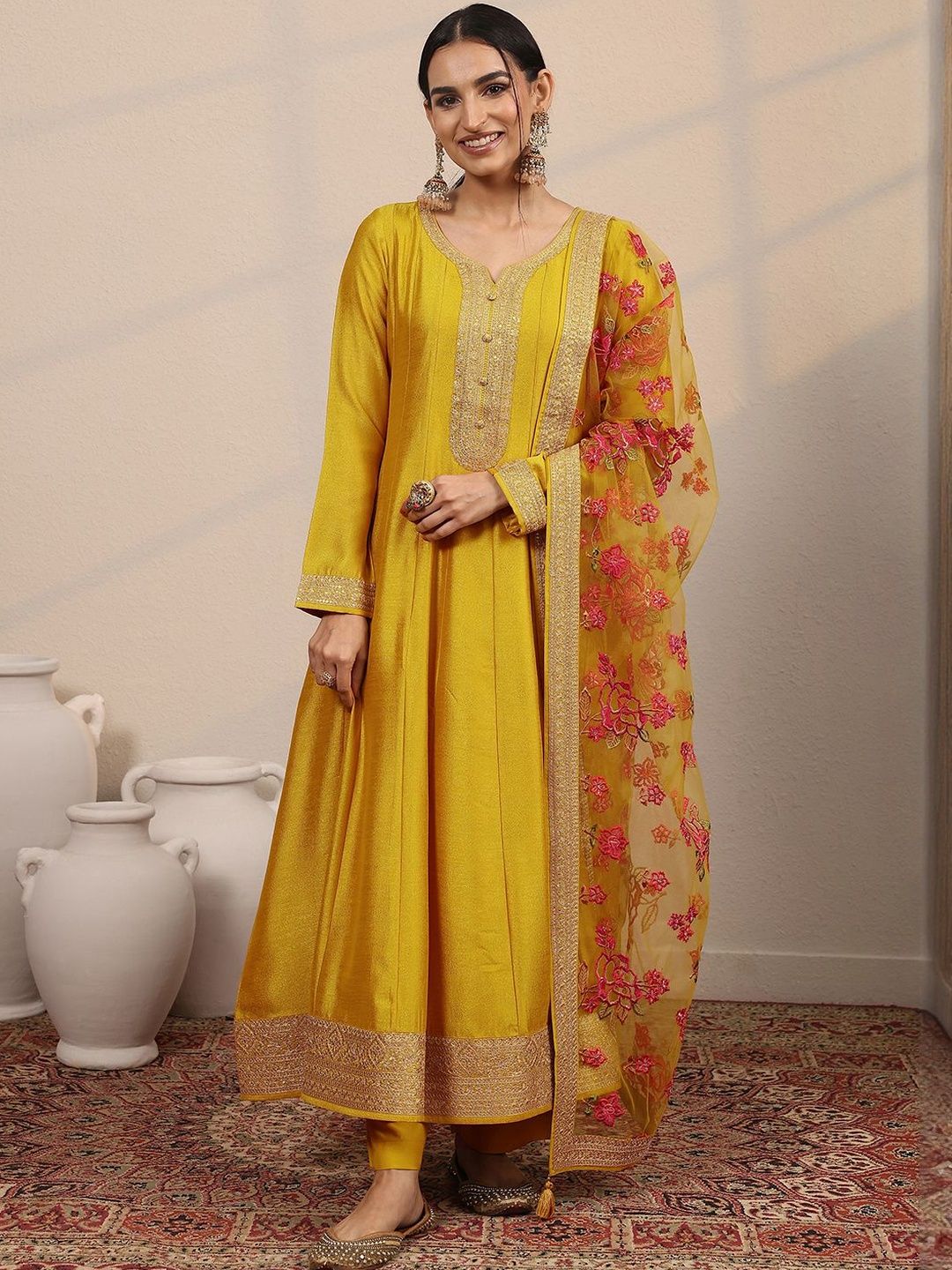 Dhiyona LL Women Ethnic Motifs Embroidered Regular Kurta & Palazzos With Dupatta