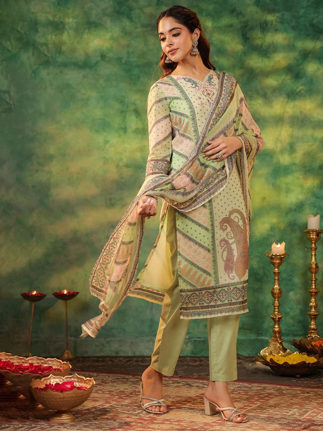 Dhiyona RR Women's Ethnic Motifs Printed Sequinned Straight Kurta With Trouser & Dupatta