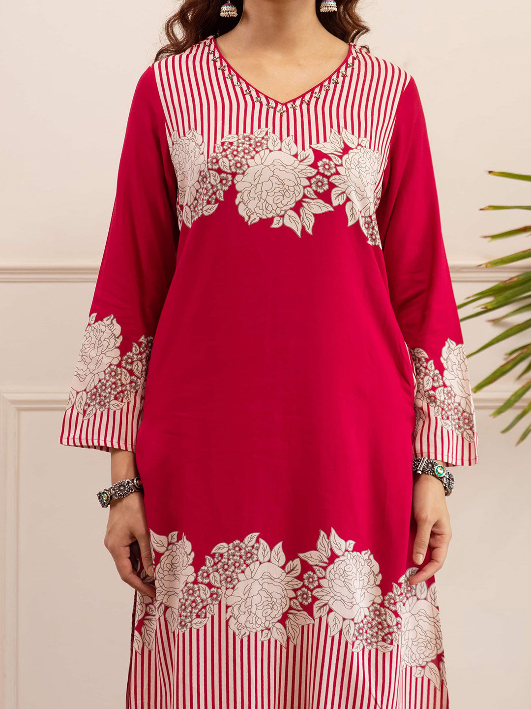 Floral Printed Sequinned V-Neck Straight Kurta & Palazzos