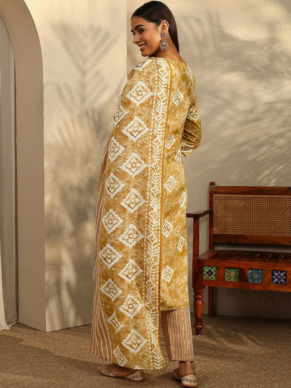 Women Ethnic Motifs Printed Regular Thread Work Kurta with Trousers & With Dupatta