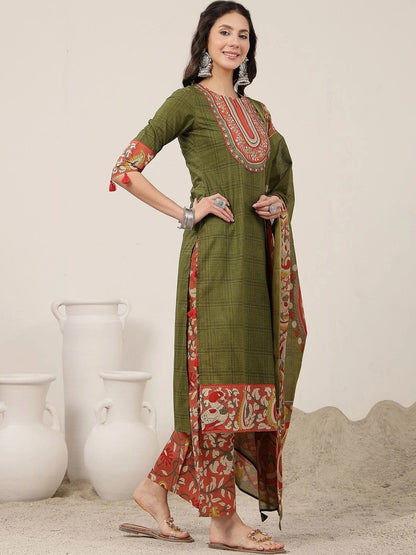 Women Ethnic Motifs Regular Pure Cotton Kurta with Trousers & With Dupatta