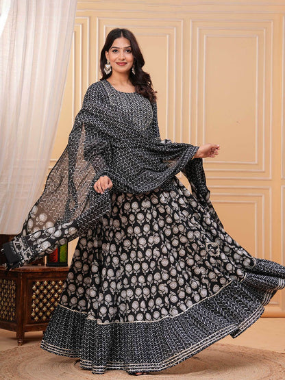 Dhiyona KL Women Ethnic Motifs Printed Cotton A-Line Kurti with Skirt & Dupatta