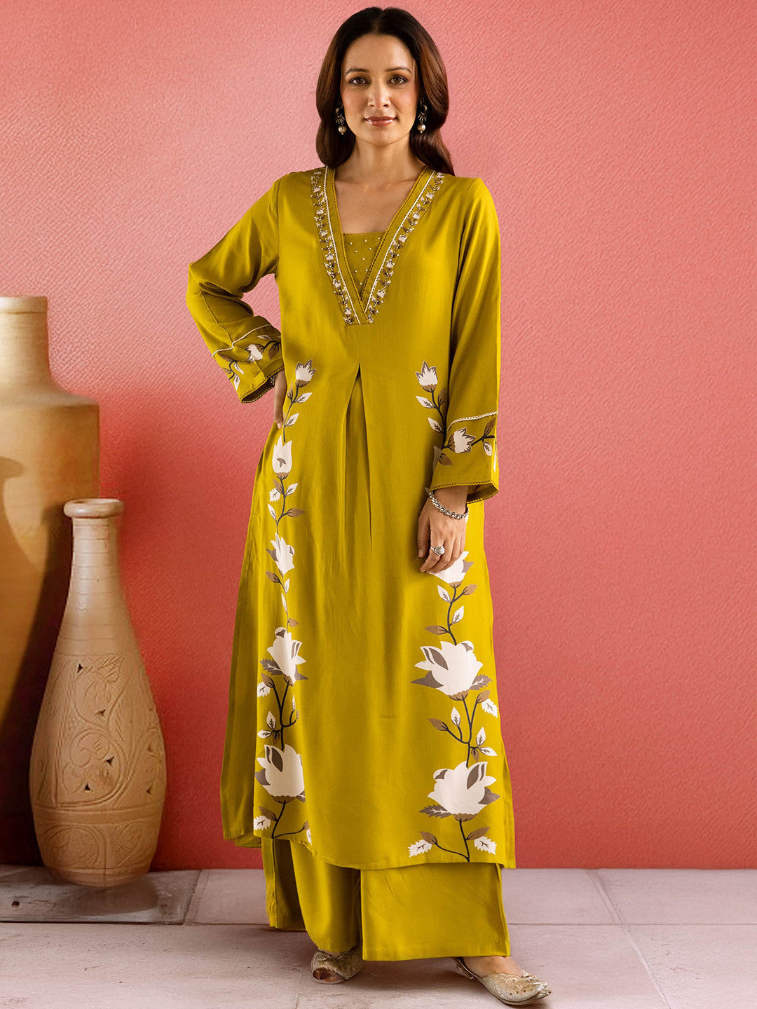 Dhiyona SN Women Floral Printed A-Line Kurta with Palazzo