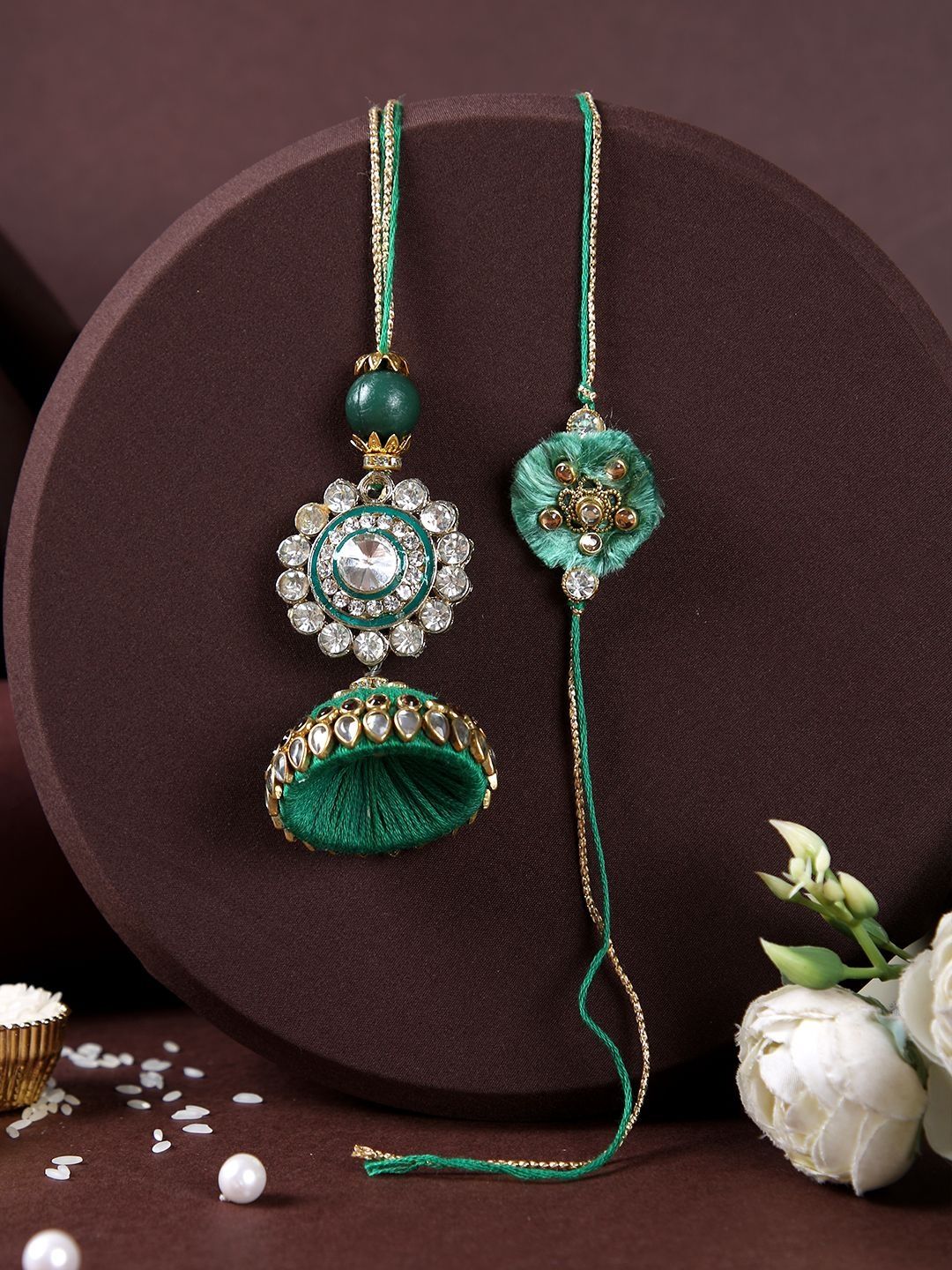 Dhiyona Rakhi