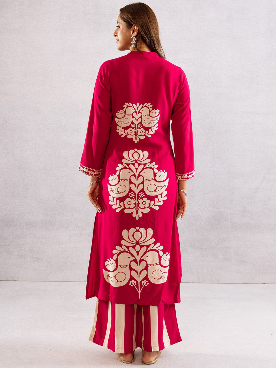 Ethnic Motifs Printed Mandarin Collar Straight Kurta With Palazzos