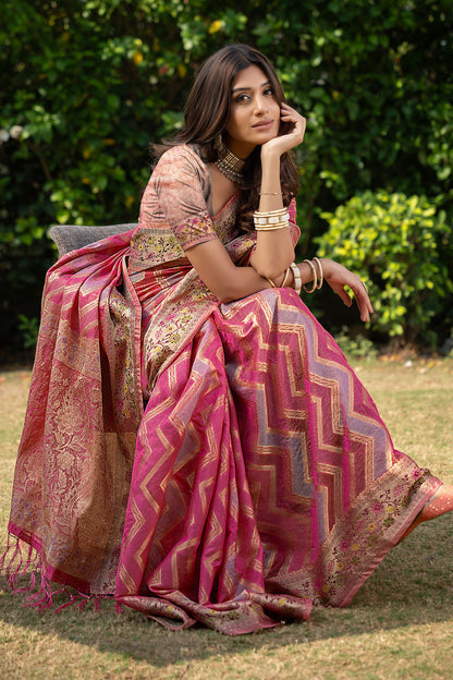 Dhiyona GR Women's Rangkat Fuscia Pink Leheriya Design Banarasi Organza Saree