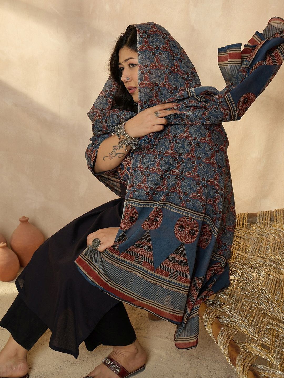 Dhiyona Women's Ethnic Motifs Embroidered Regular Beads and Stones Kurta with Trousers & With Dupatta