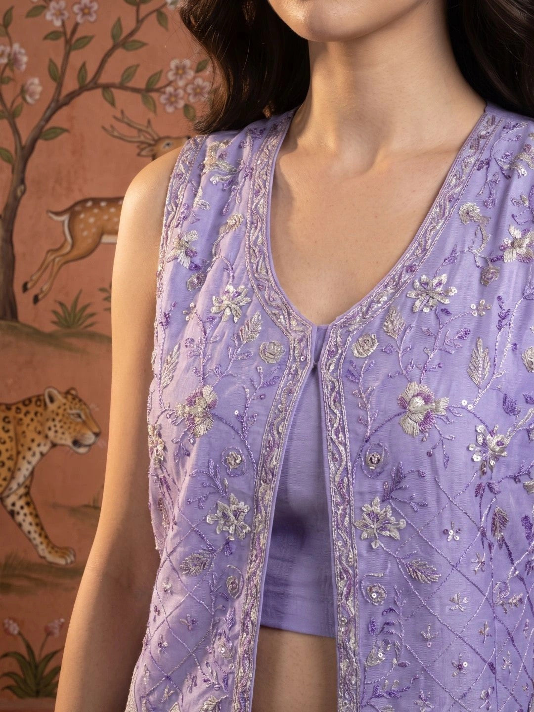 Women Ethnic Motifs Embroidered Regular Thread Work Kurta with Palazzos