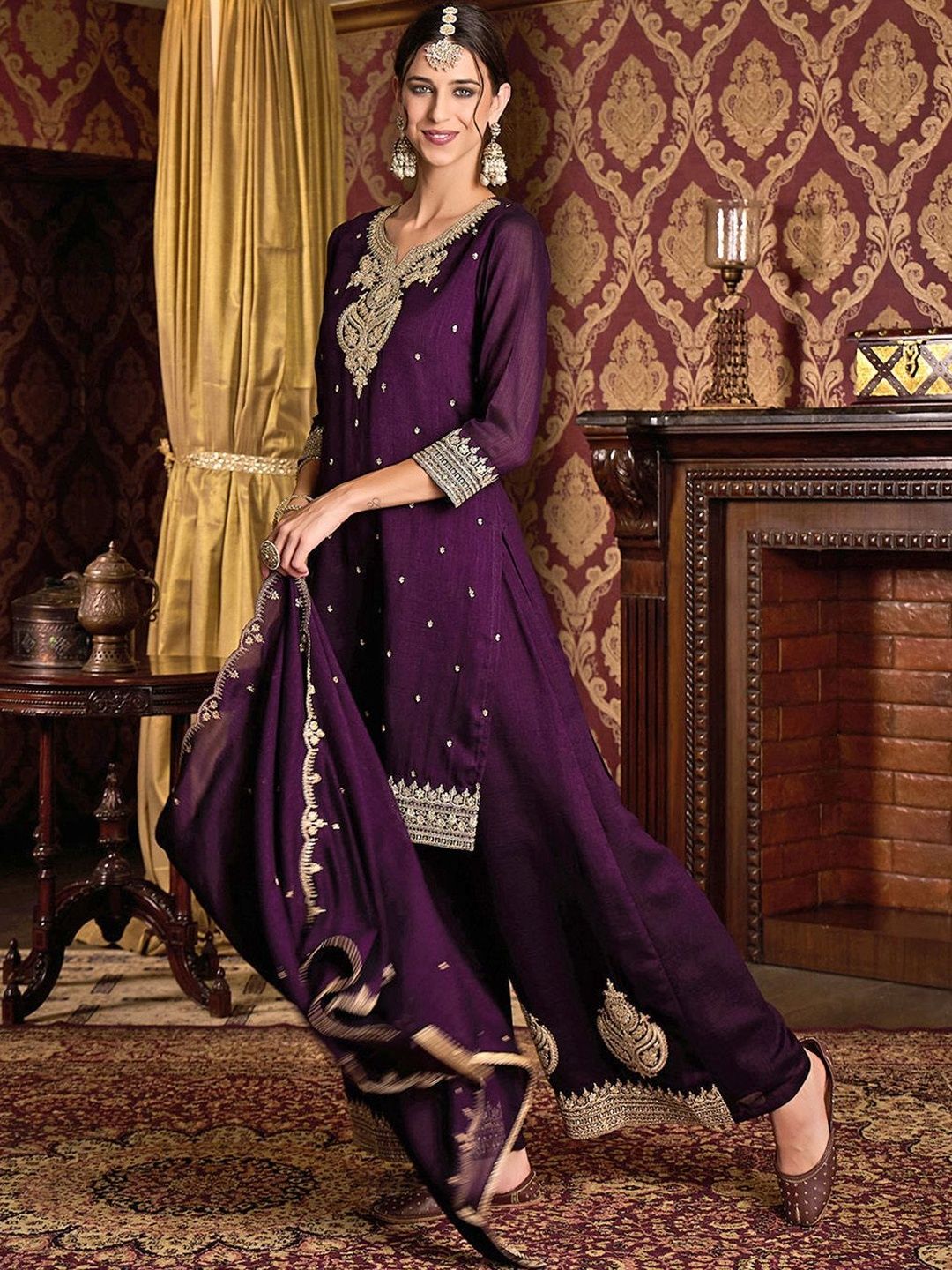 Dhiyona CH Women Ethnic Motifs Embroidered Regular Chinon Kurta with Palazzos & Dupatta