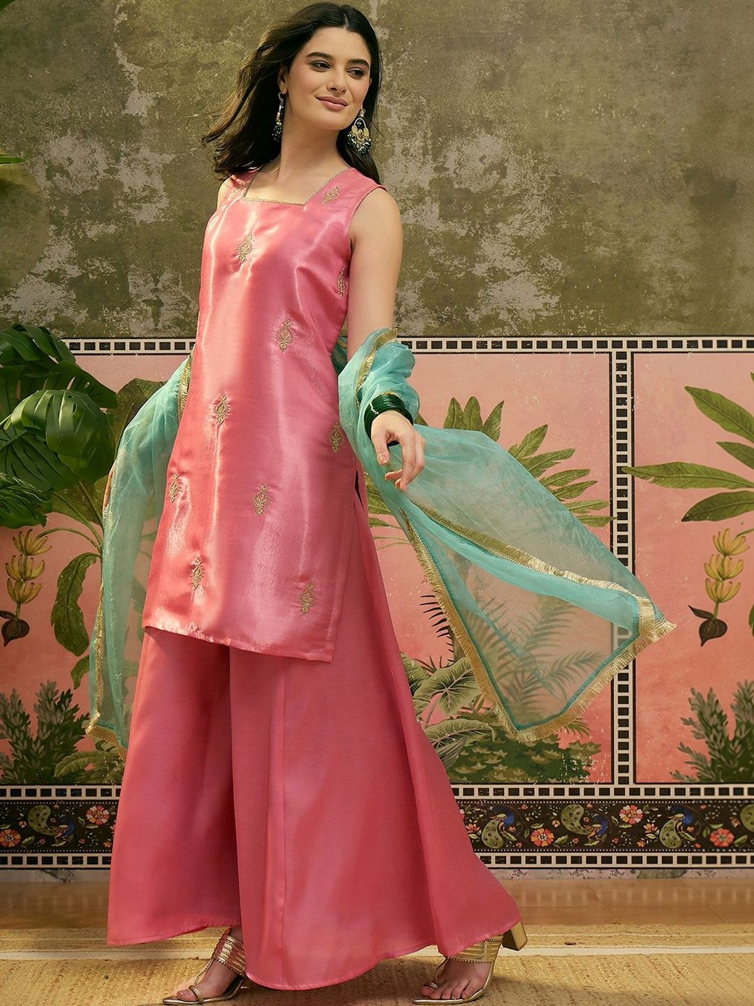 Dhiyona SN Sequinned Embroidered Square Neck Kurta & Palazzos With Dupatta