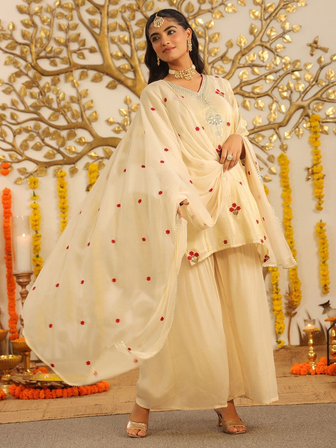 Dhiyona SC Floral Embroidered Straight Sharara Set with Dupatta