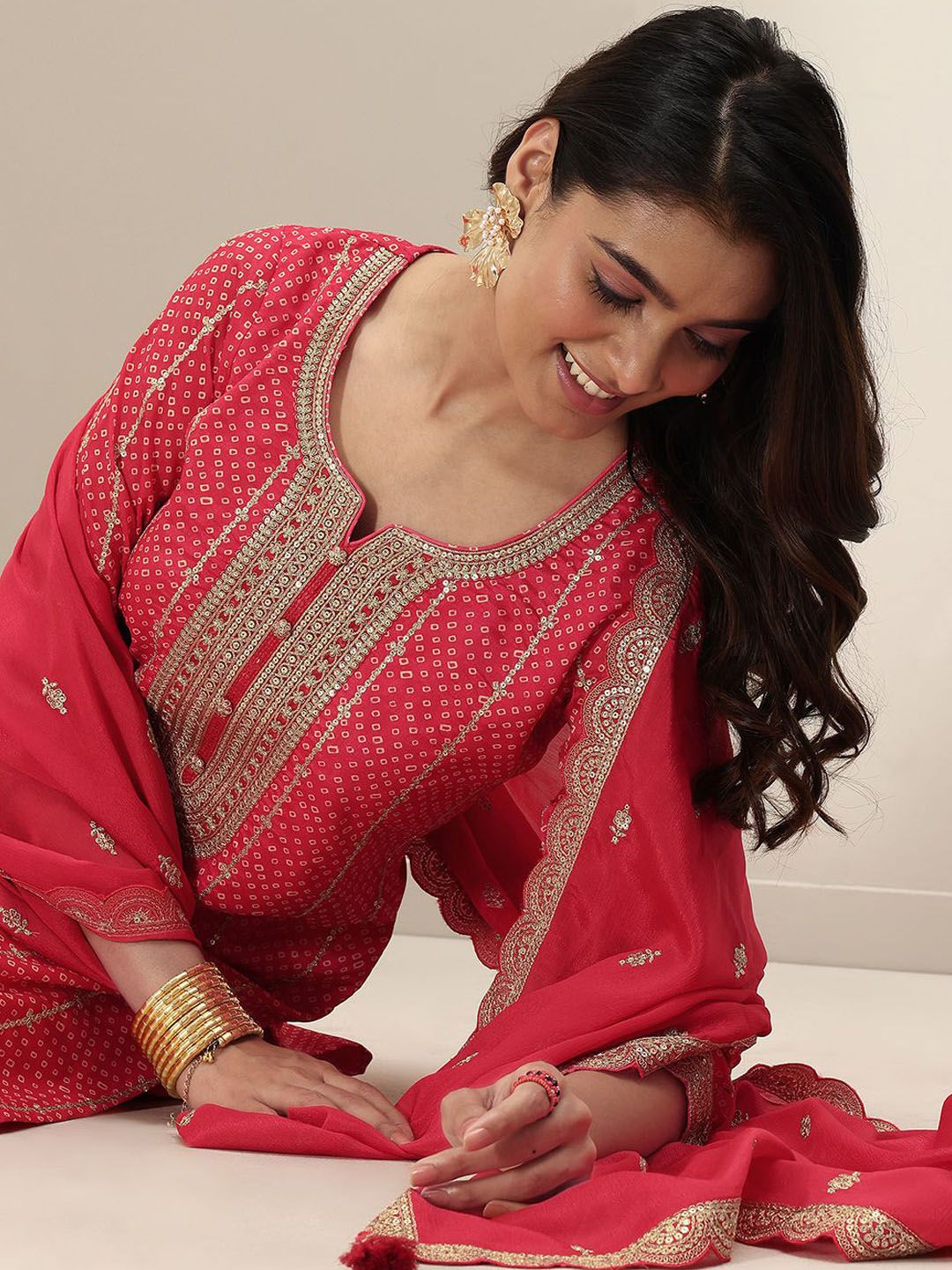 Dhiyona LL Bandhani Printed Regular Kurta With Palazzos & Dupatta