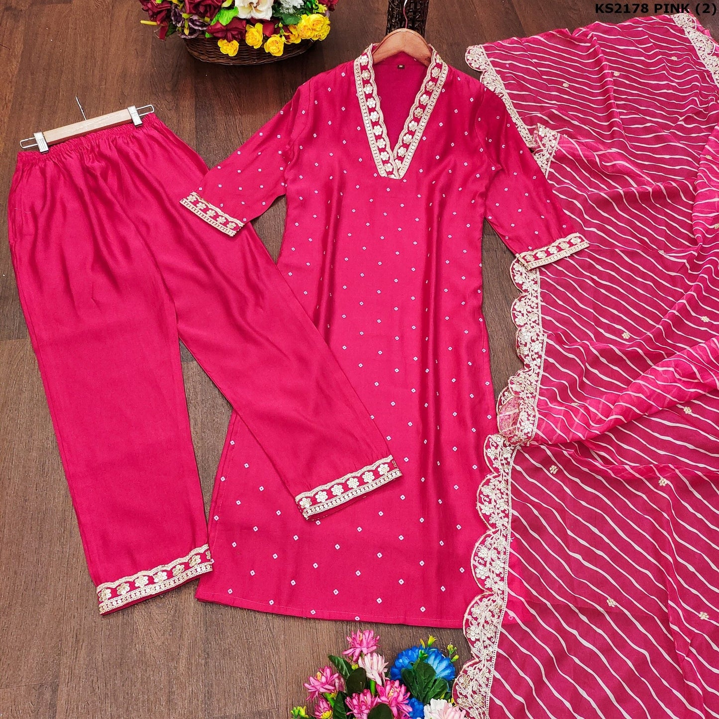 Dhiyona KL Women Printed Regular Kurta with Palazzos & With Dupatta
