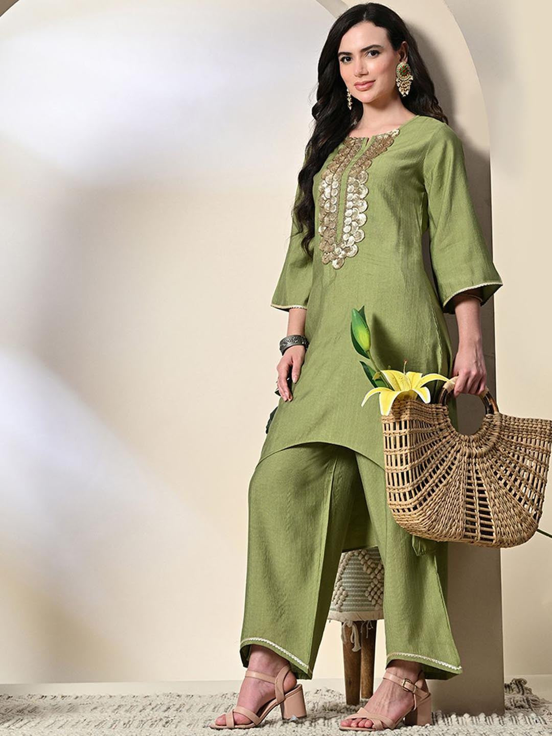 Women Solid Yoke Design Kurta with Palazzo