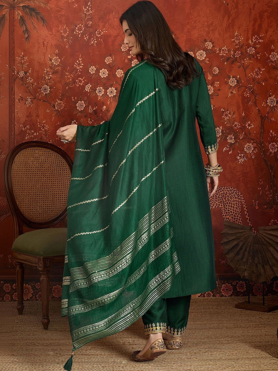 Women Ethnic Motifs Embroidered Regular Thread Work Kurta with Trousers & With Dupatta