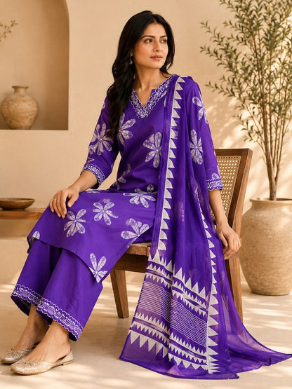 Women Floral Printed Regular Thread Work Pure Cotton Kurta with Trousers & With Dupatta