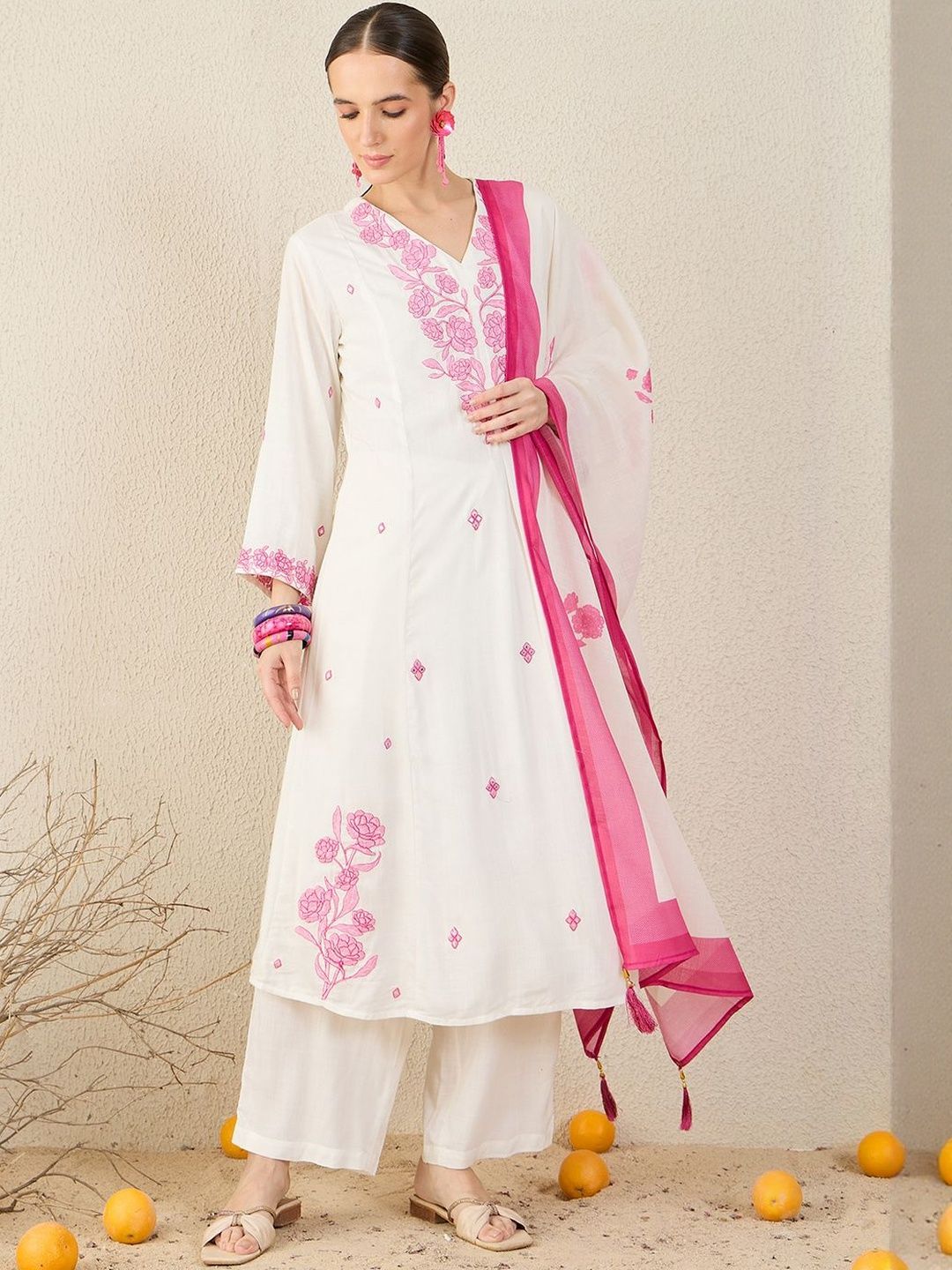 Dhiyona IE Floral Embroidered V-Neck Thread Work A-Line Kurta & Trousers With Dupatta