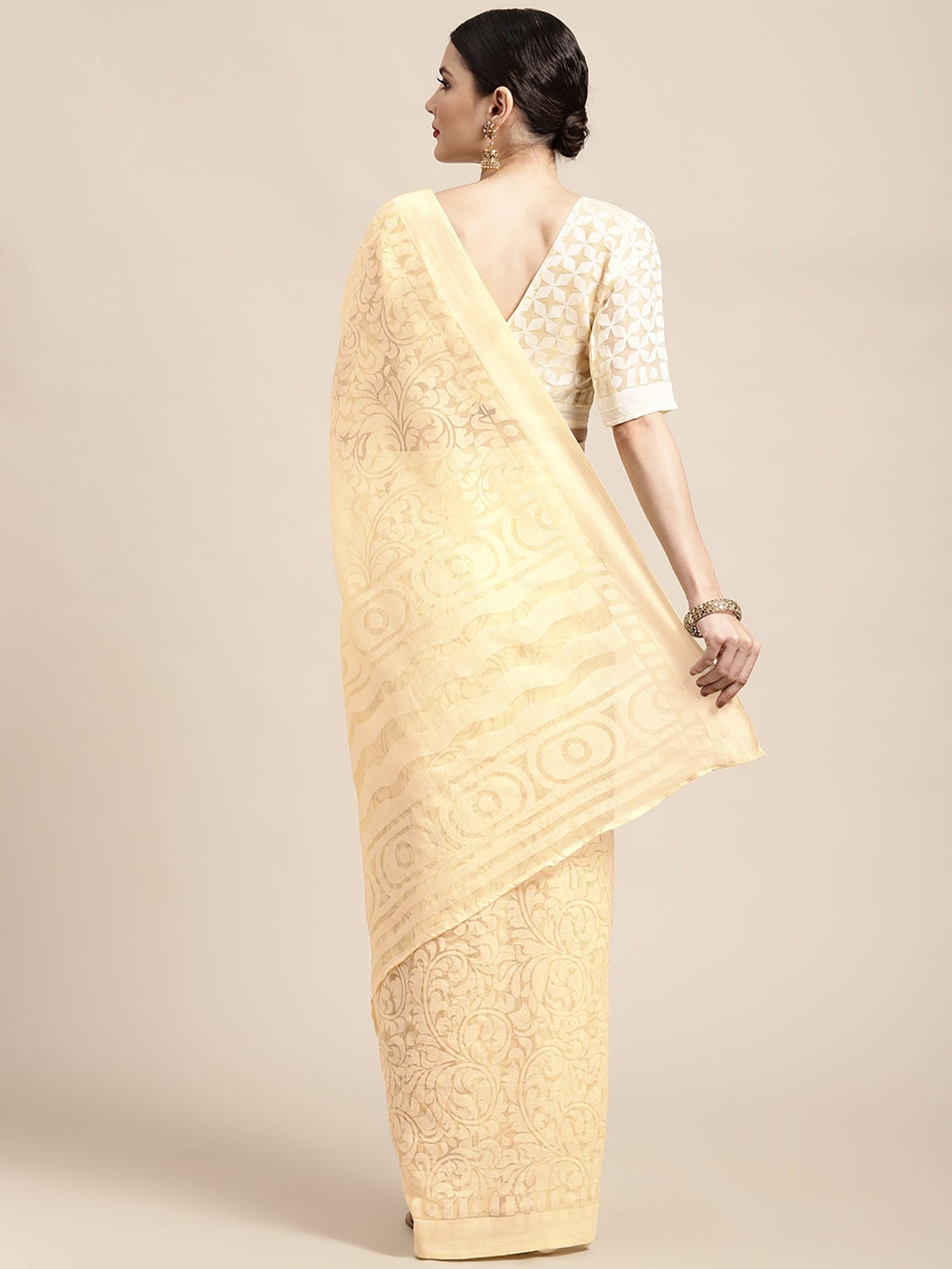 Women's Brasso Off White Printed Designer Saree With Blouse Piece