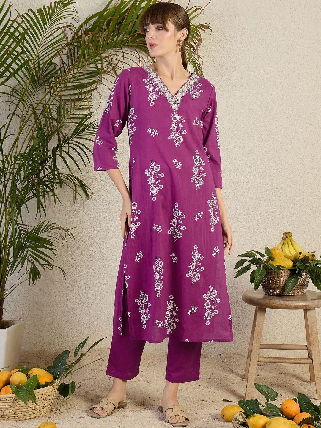 Women Floral Embroidered Regular Thread Work Pure Cotton Kurta with Trousers & With Dupatta